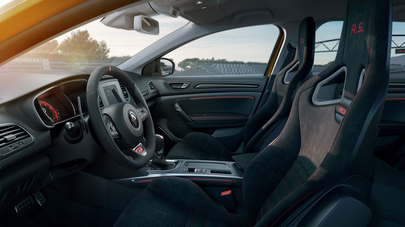 Illustration for article titled The 2019 Renault Megane RS Trophy Could Be Le Civic Type R Killer